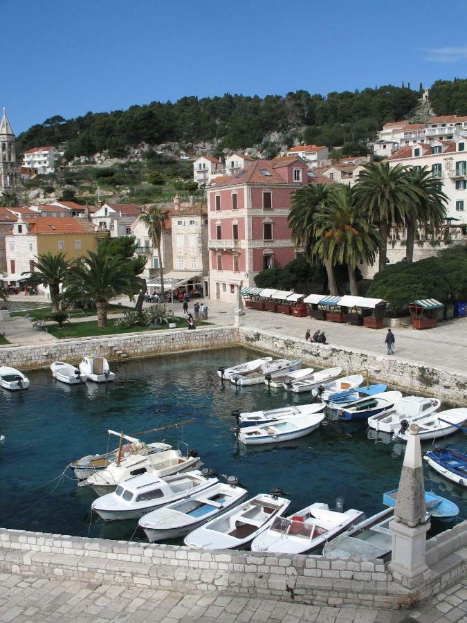 Hvar Attic Modern Design - Town Center With A Great View Хвар Екстериор снимка