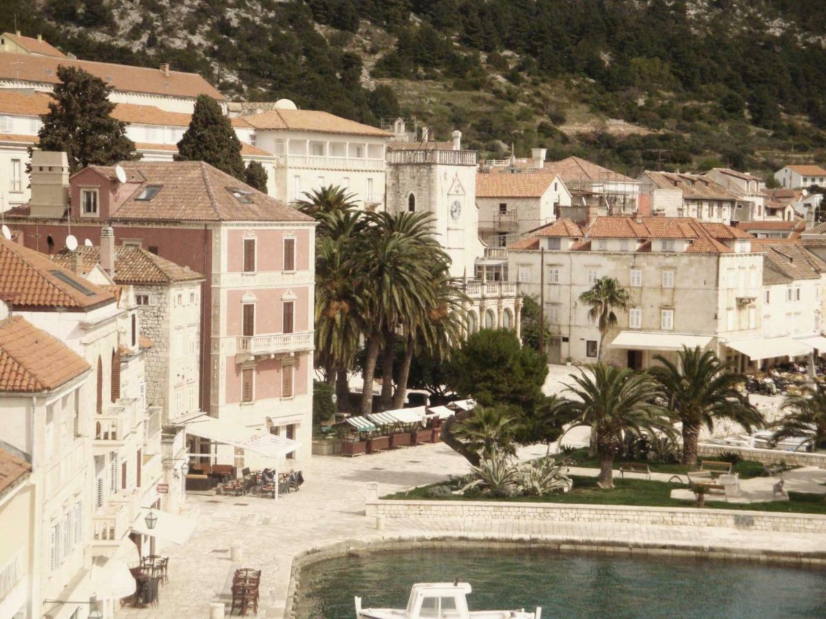 Hvar Attic Modern Design - Town Center With A Great View Хвар Екстериор снимка
